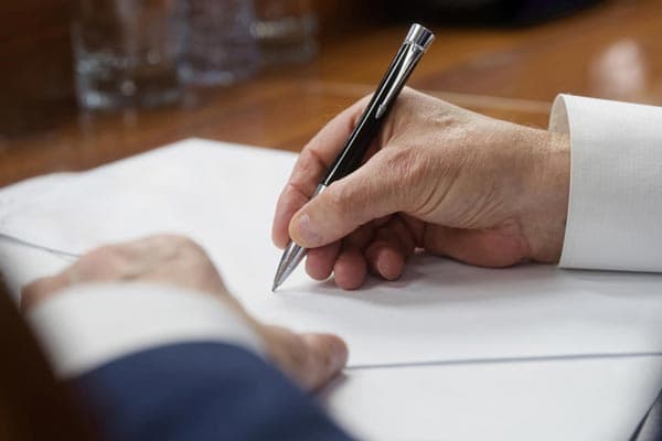Contratos