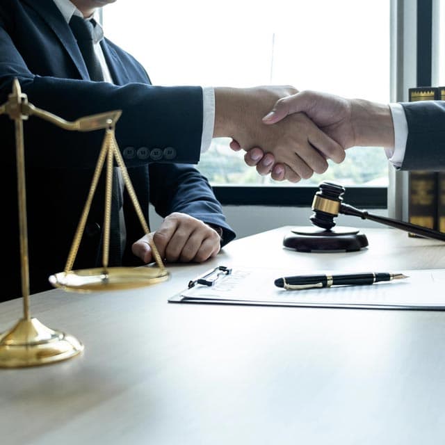 Somos su despacho de abogados en Ferrol de referencia